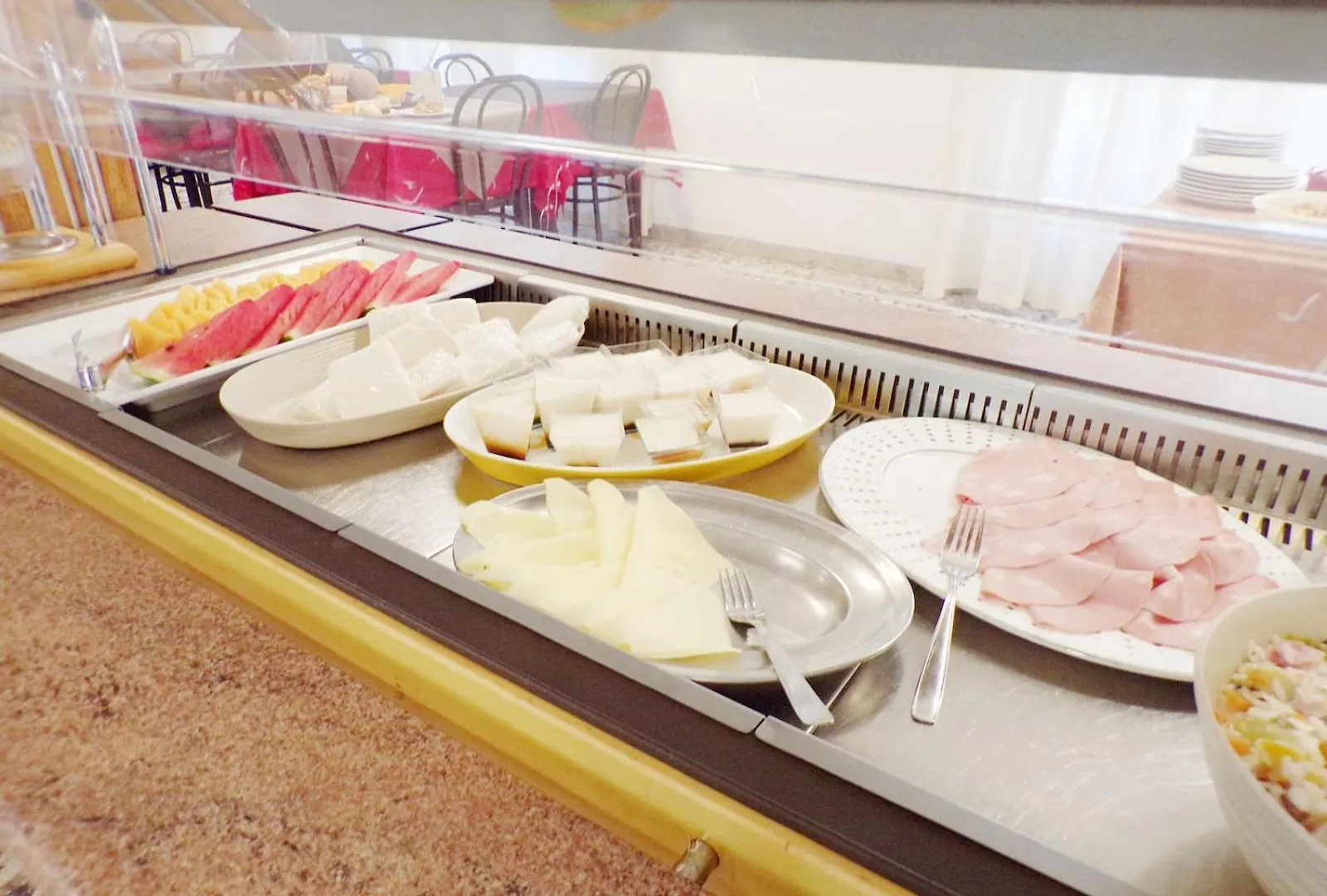 Hotel Esedra b&b con brunch fino a mezzogiorno Milano Marittima