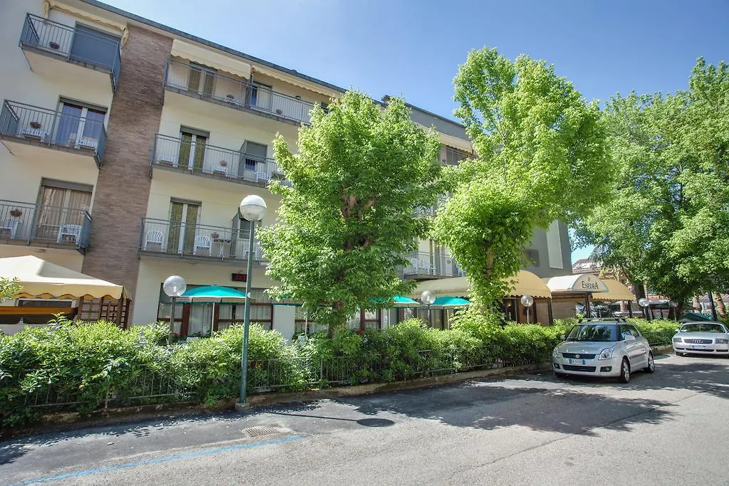 Hotel Esedra b&b con brunch fino a mezzogiorno Milano Marittima